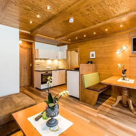 Guest house Tyroler Hof