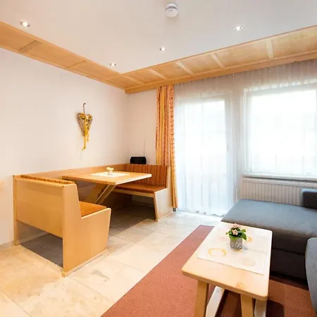 Guest house Tyroler Hof Graen