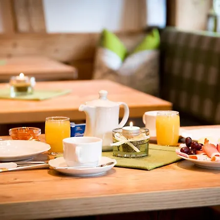 Pensjonat Tyroler Hof Grän